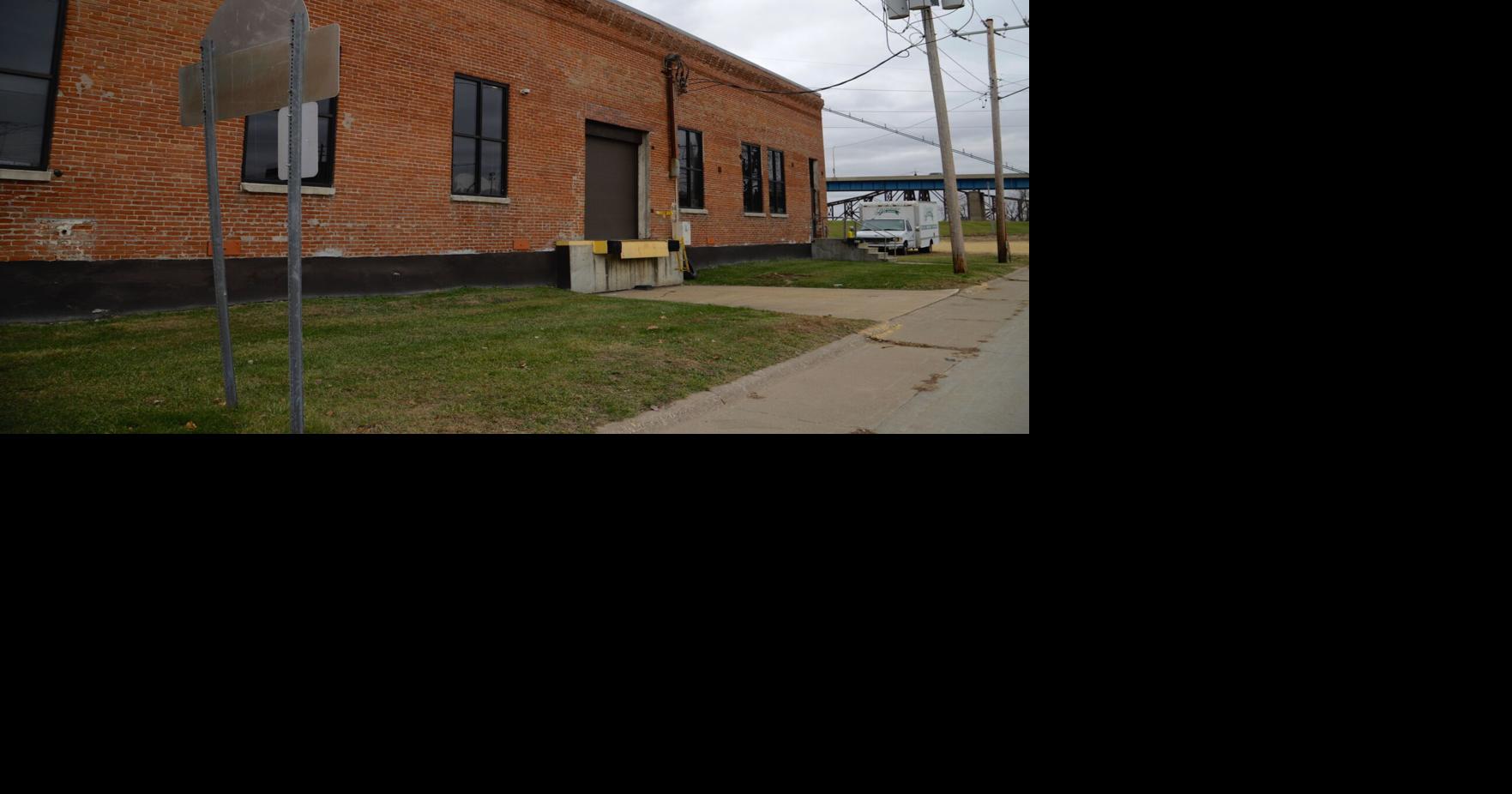 Chinese company plans expansion to vacant warehouse in Clinton | Local ...