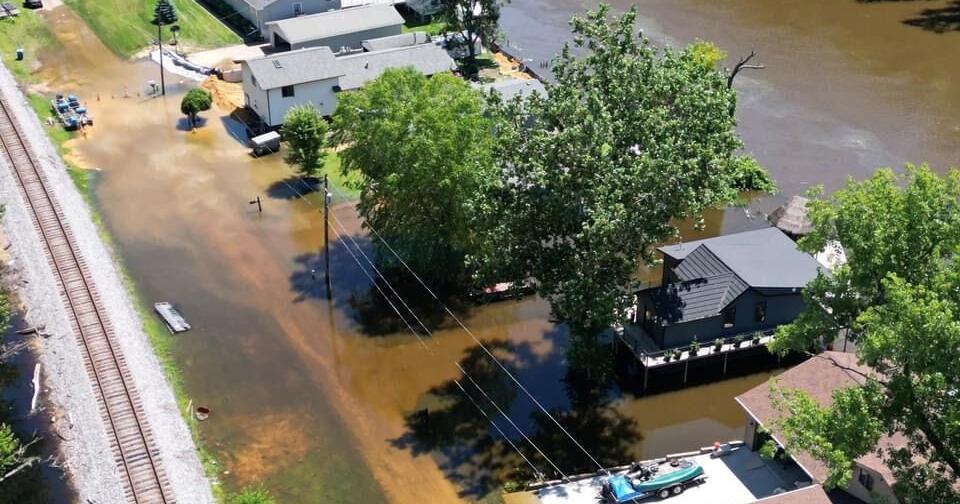 Mississippi River floods Camanche | News | clintonherald.com