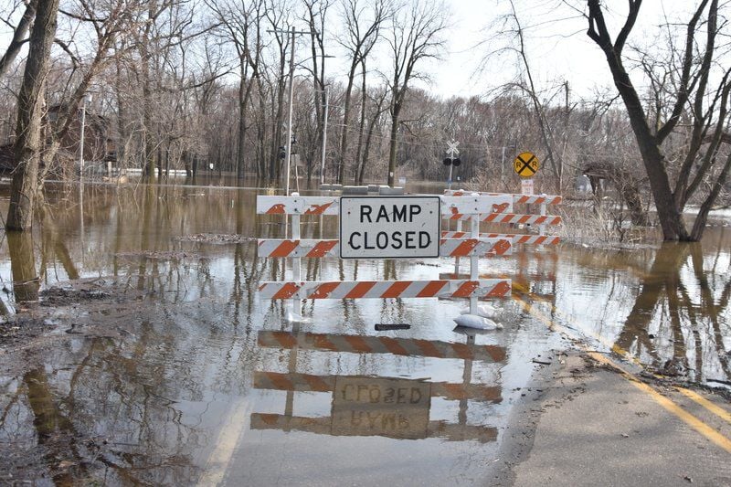 Snowmelt causes flooding along Mississippi River | Local News ...