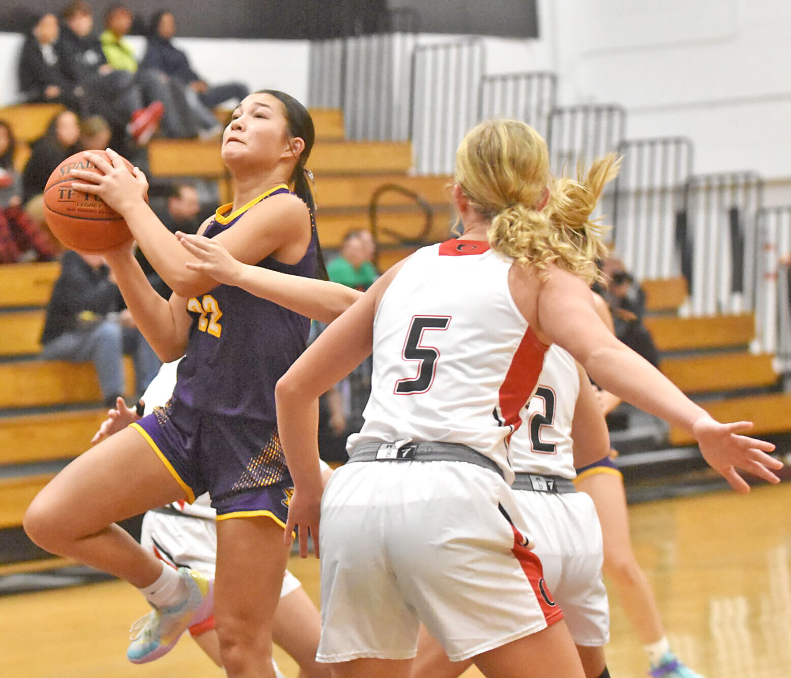 Sabers down River Queens 65-22 in local clash | High School Sports