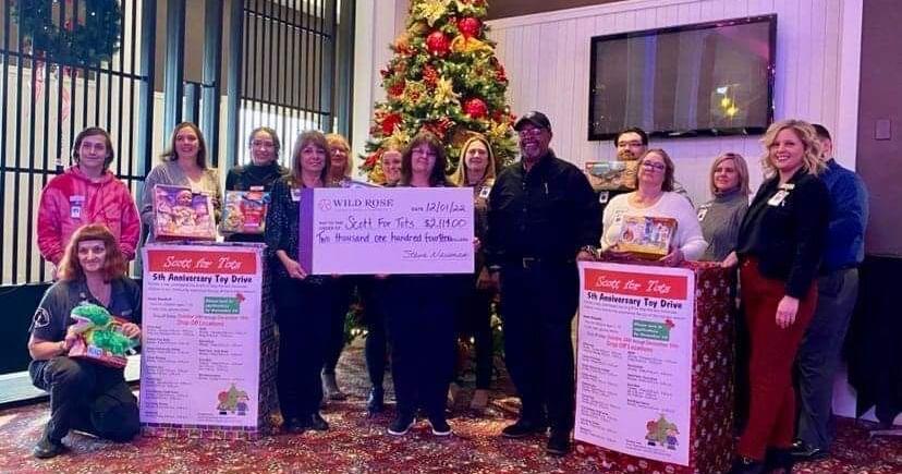 Select Distribution Clinton Holiday Network preparing for distribution day | Local News ...
