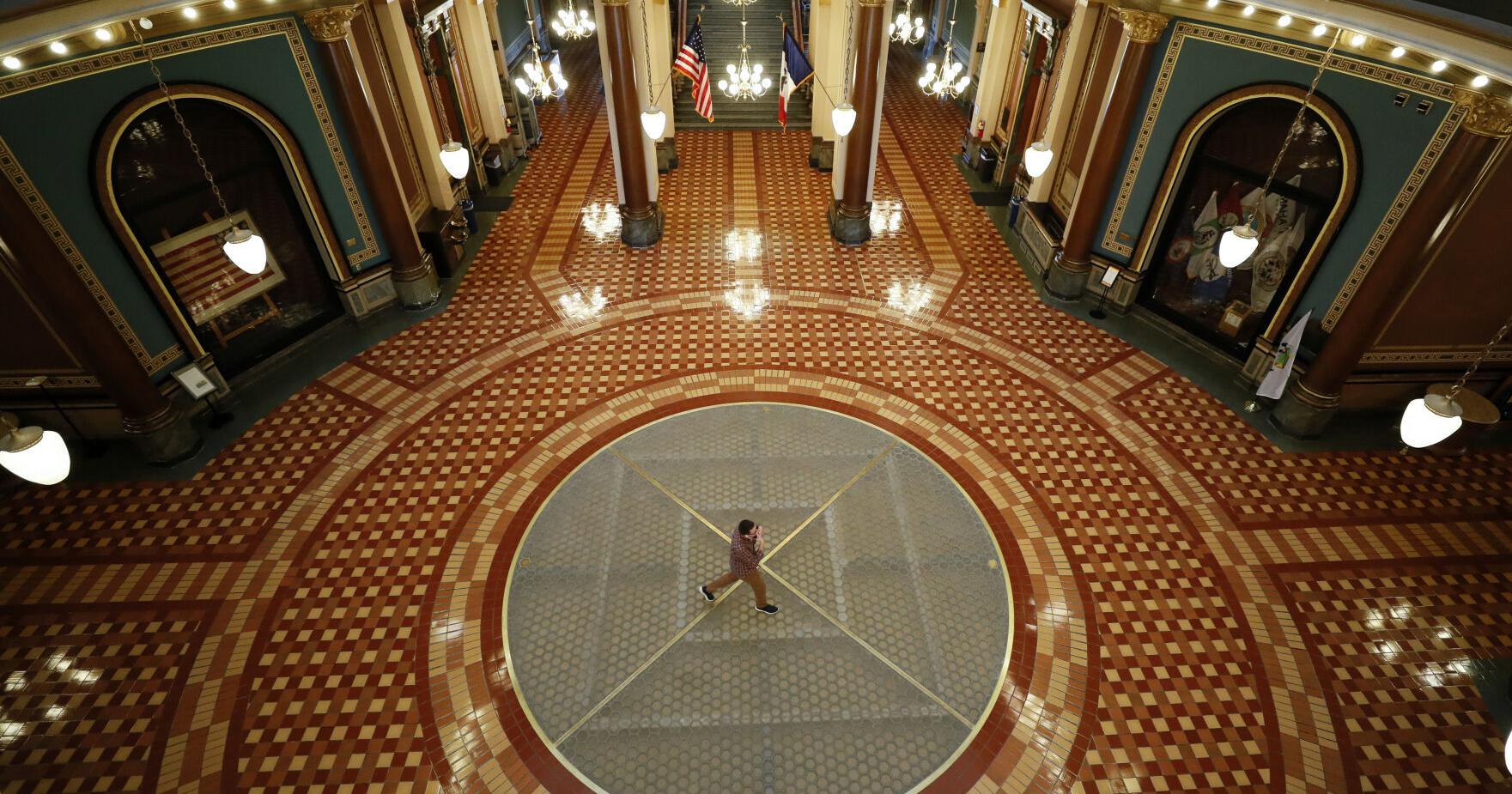 New Iowa laws take effect - Vimarsana News