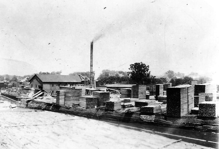 HISTORY Sawmill industry flourishes in Fulton Lifestyles