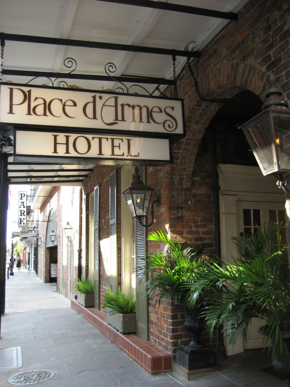 Place-dArmes.jpg