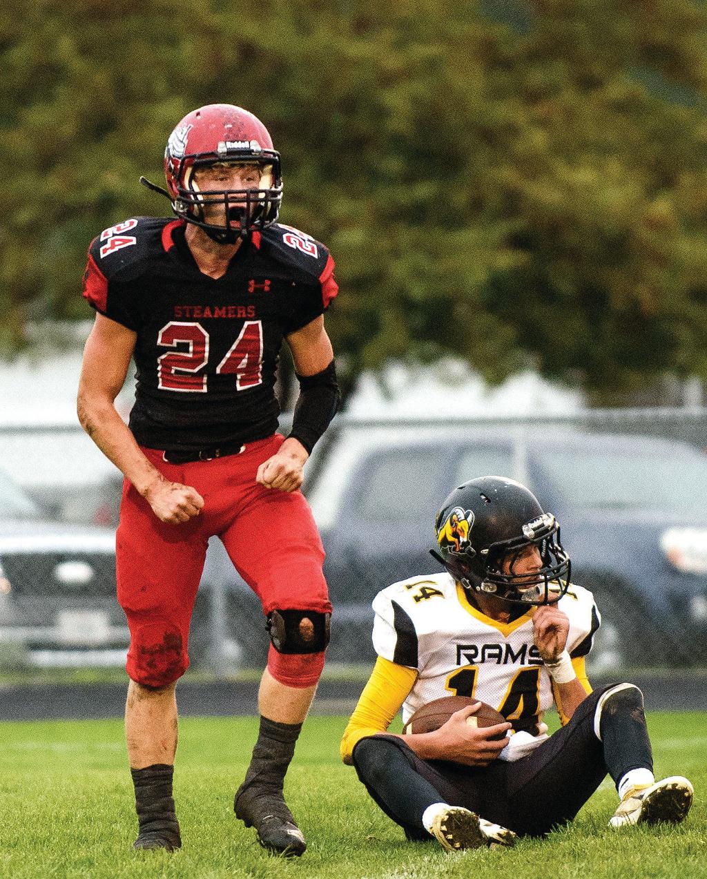 Illinois Hs Football Fulton Steamers Handle Rams Sports