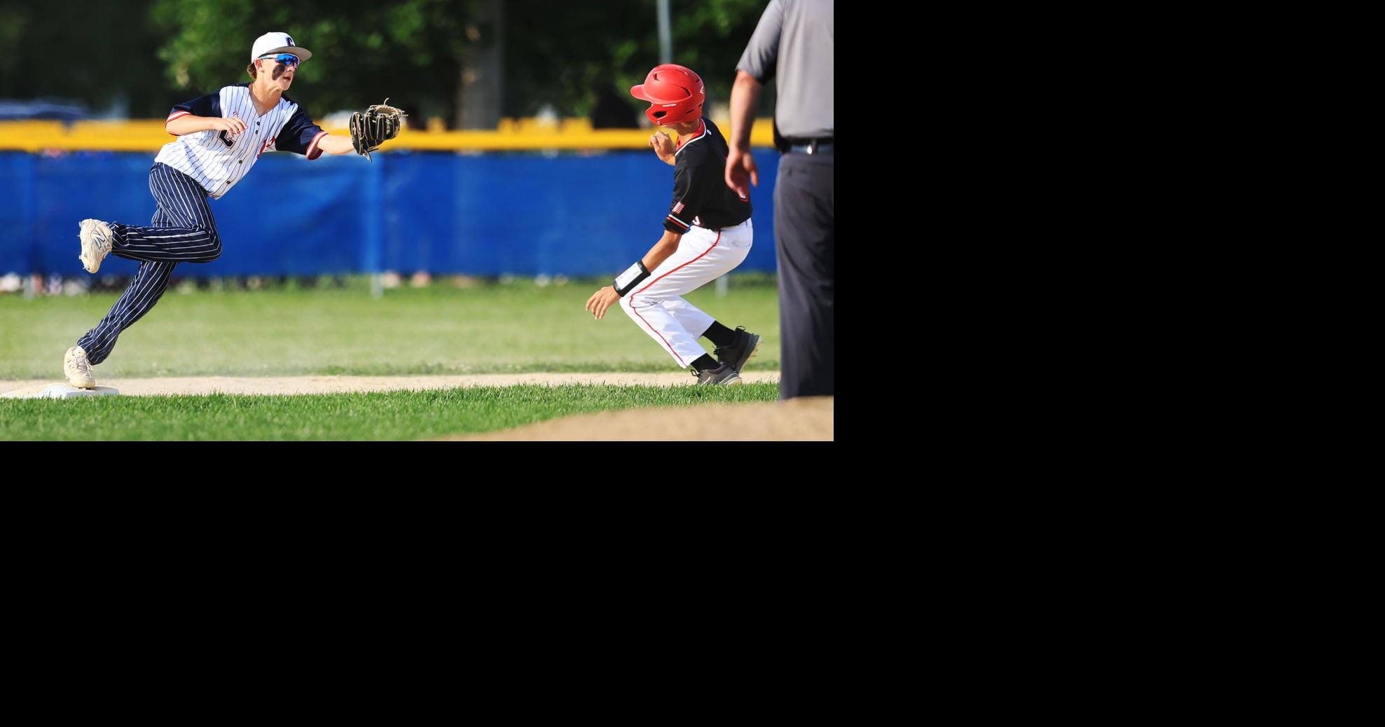 Camanche honors three seniors in doubleheader