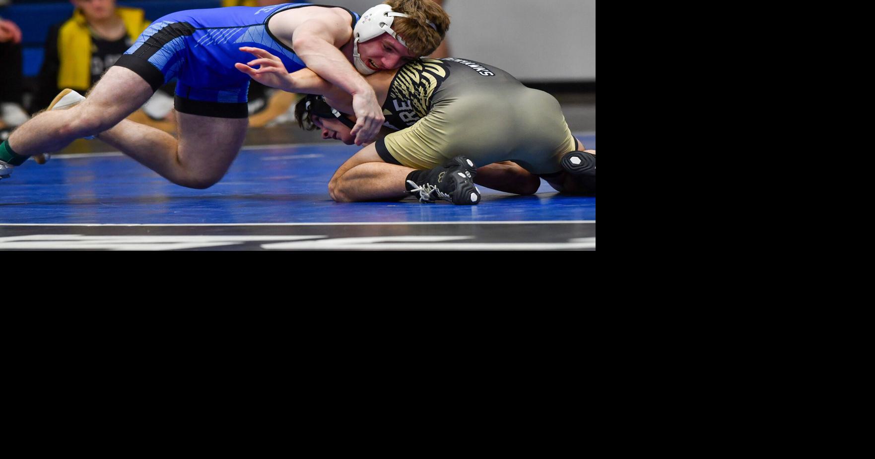 Storm, Rebel grapplers battle through Thursday night quad in Camanche