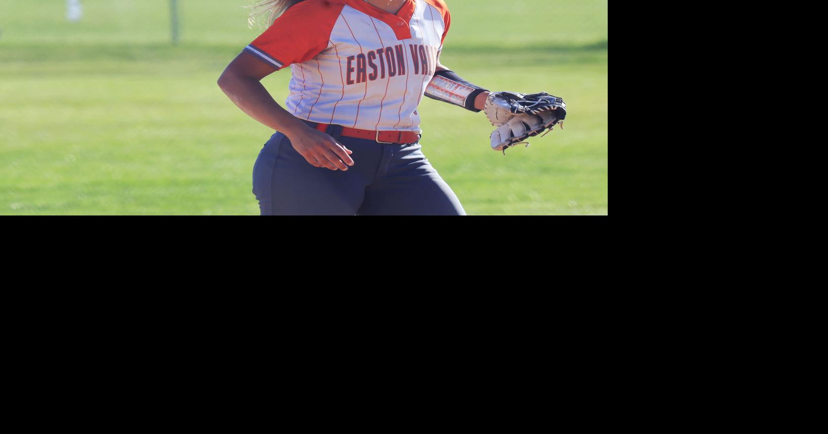 Easton Valley softball honors Gillen
