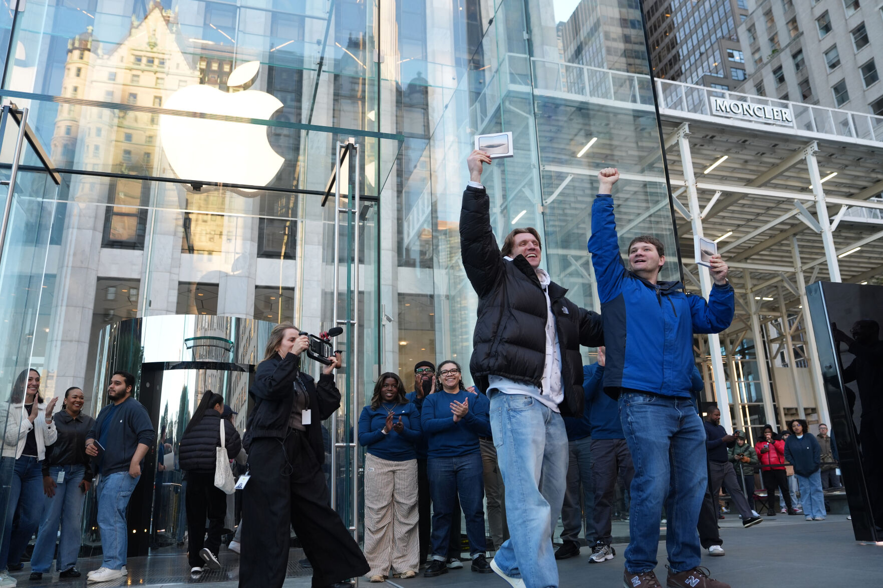 Apple iPhone Duo | National News | clintonherald.com