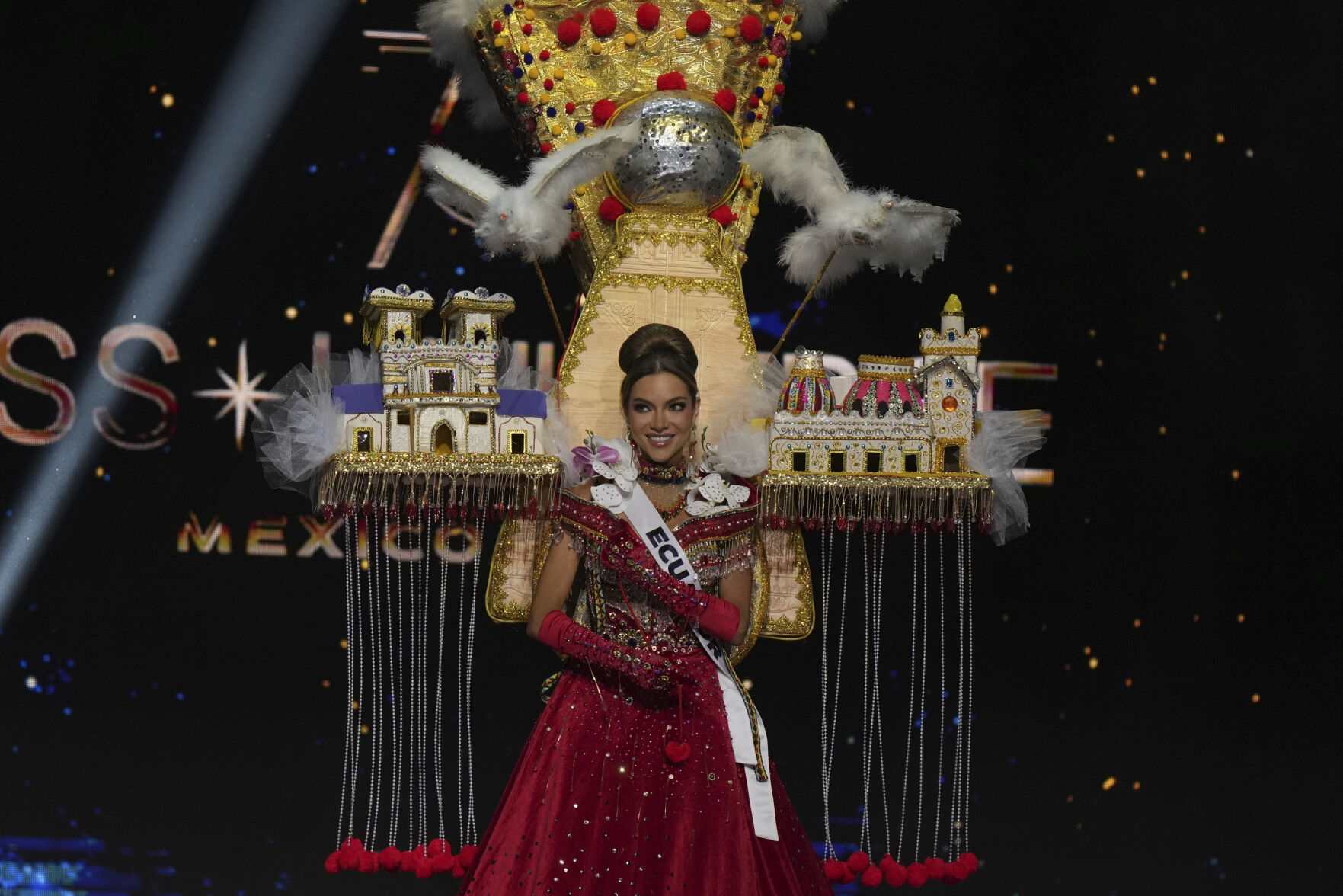 Victoria Kjær Theilvig Of Denmark Is Crowned The 73rd Miss Universe ...