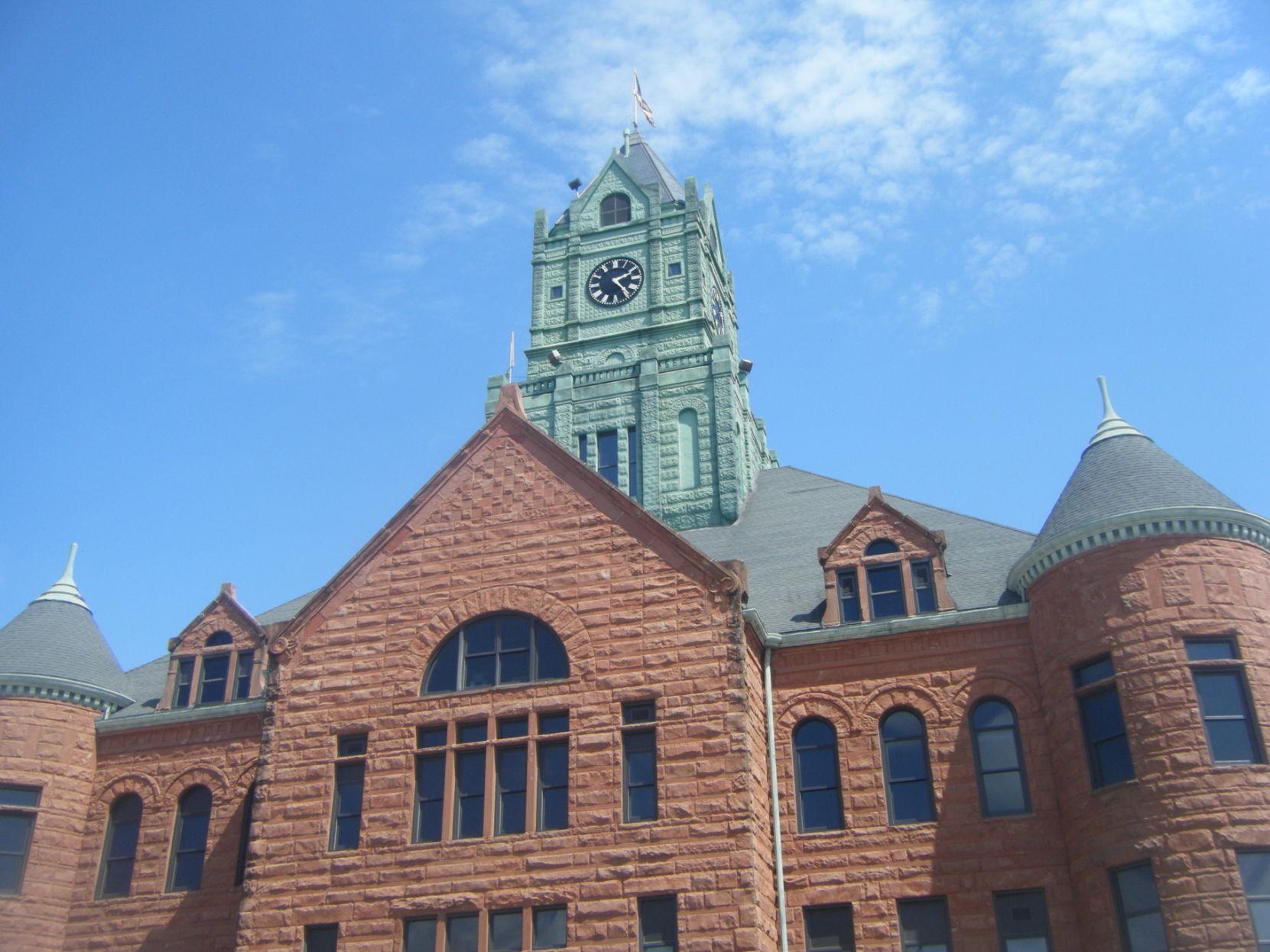 Seven Charged For Illegal Gambling Crime Courts Clintonherald Com