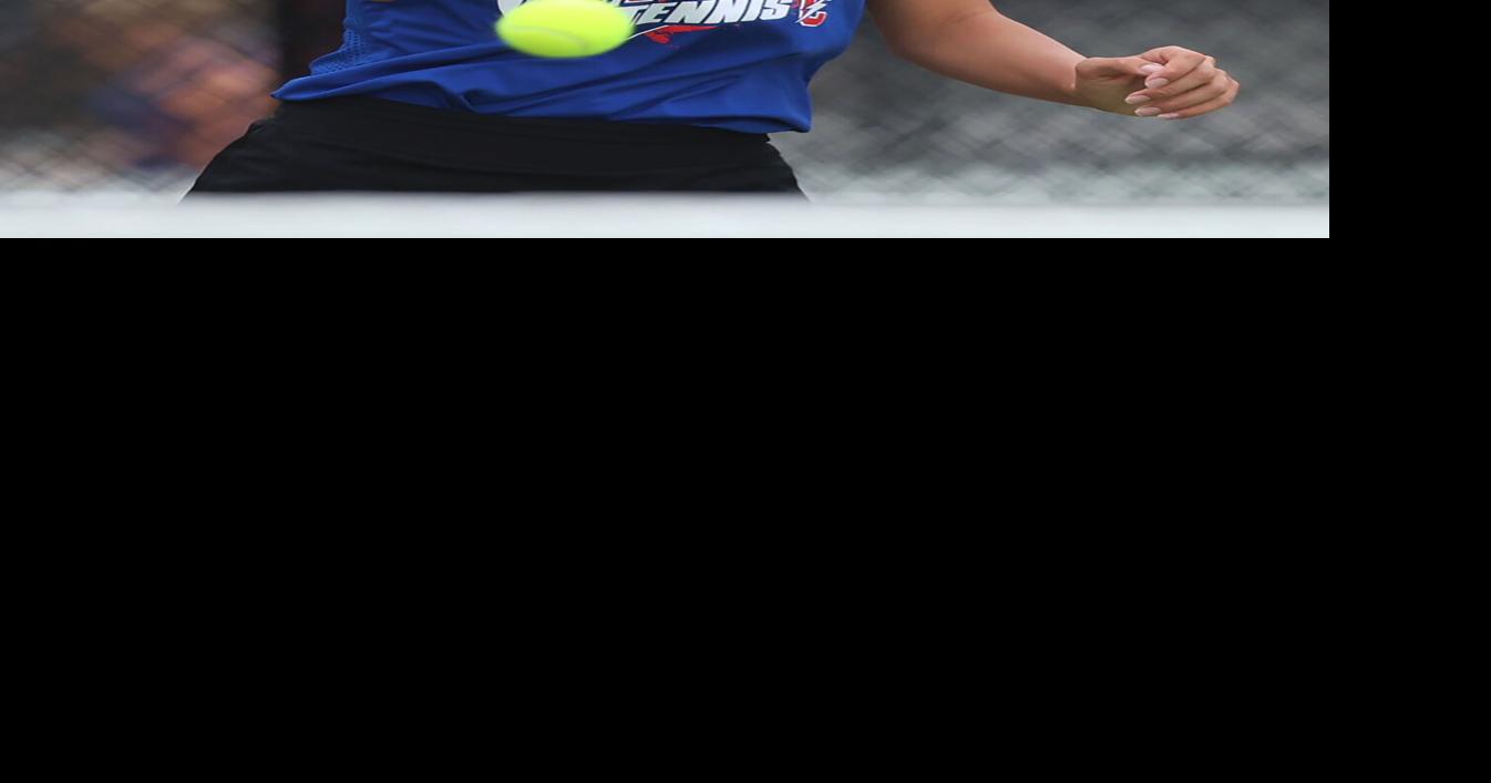 Camanche tennis wins all in Davenport
