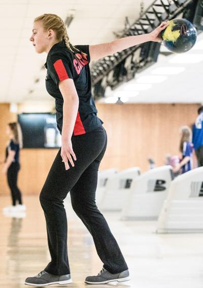 clinton high school bowlers head to state sports