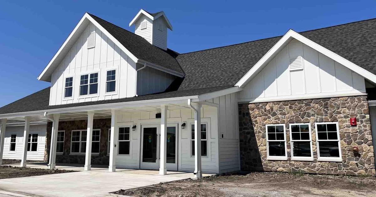 Fieldstone of DeWitt to residents News