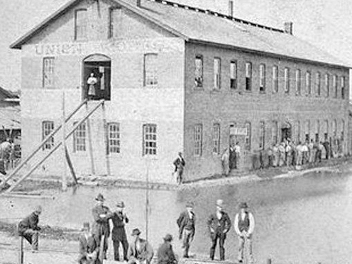Museum Works To Profile Sawmill Workers News Clintonherald Com
