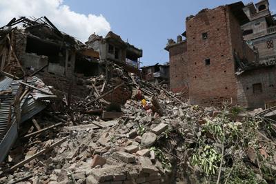 International aid efforts for Nepal draw upswell of support, compassion