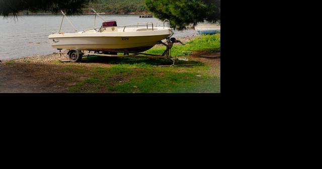 Boaters prompted to "Clean, Drain and Dry" to halt the spread of aquatic invasive species