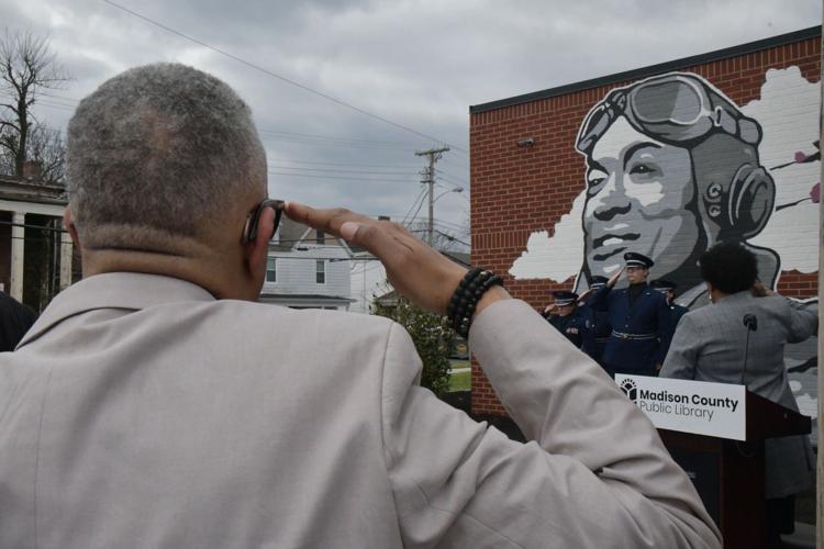 Community finally recognizes its group of Tuskegee Airmen | | cnhinews.com