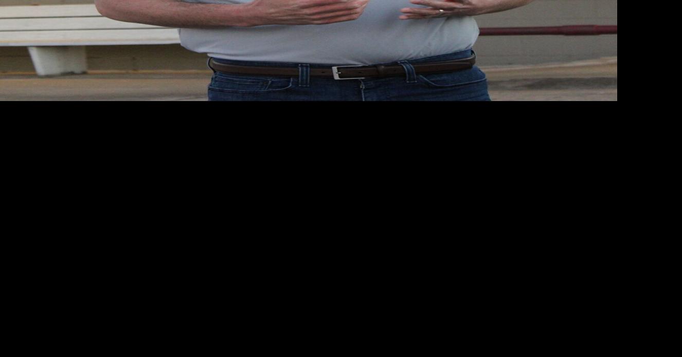 Parent calls for resignation of VelmaAlma school board member