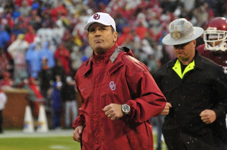 Bob Stoops inducted into College Football Hall of Fame | | cnhinews.com