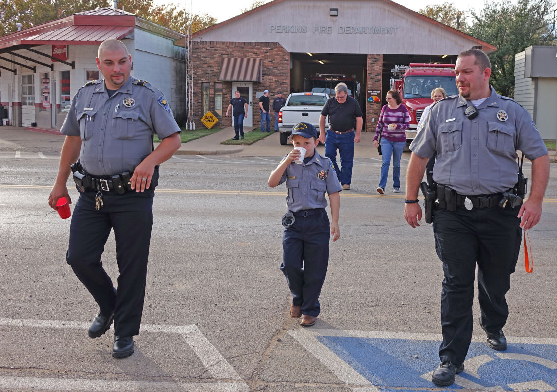 Young Cancer Patient Is Chief Of Police For A Day In Oklahoma | News ...