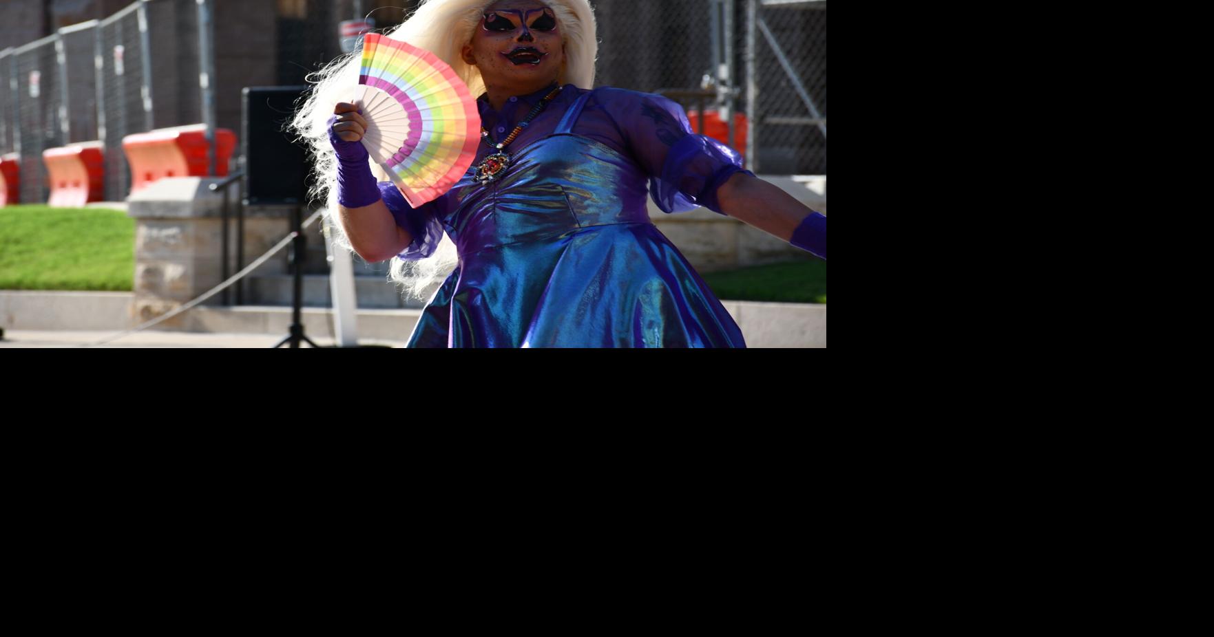 ACLU sues Texas to block drag ban | CNHI | cnhinews.com
