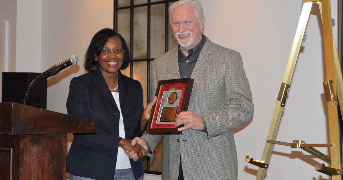 Tony Samms Tony Sammons' retirement | Community Notes | coastalillustrated.com