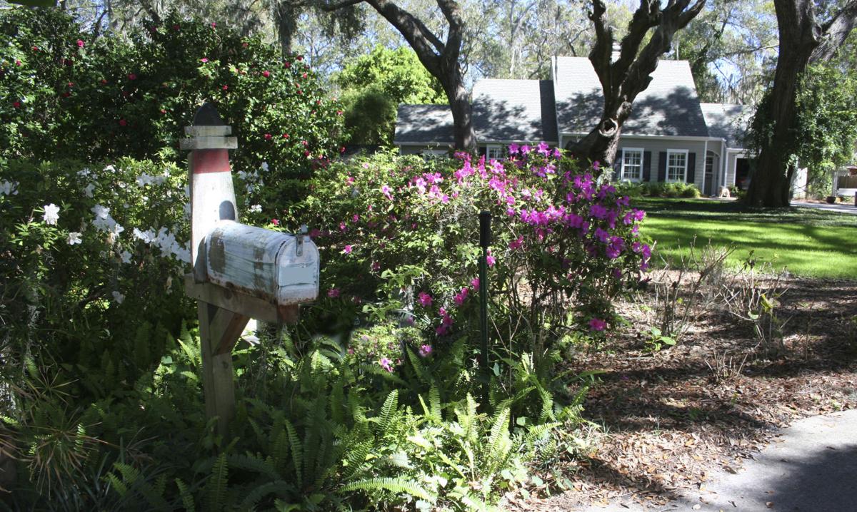 Garden Walk Is All About Community - Coastal Illustrated Features