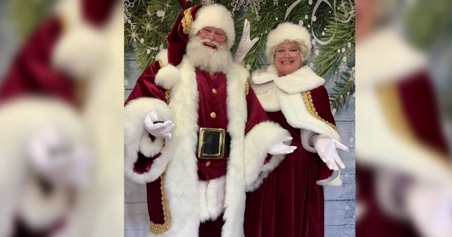 Santa and Mrs. Claus | Features | coastlife.com