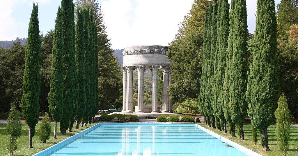 California cities pay a log for water; some agricultural districts get it for free