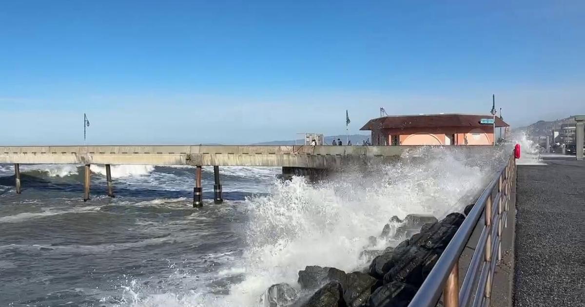 King tide hits Pacifica News