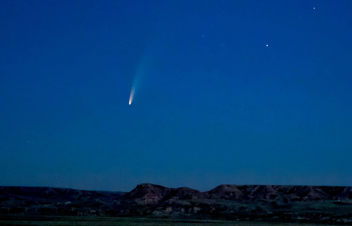 Rare Comet Streaks Peaks | Local News | Codyenterprise.com