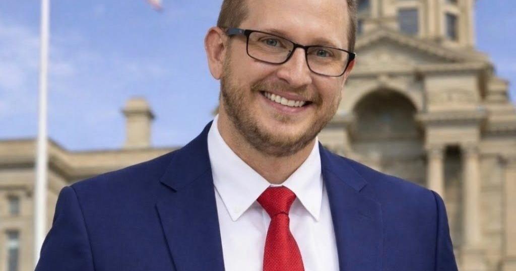 Hill, in HD-50 race, says he wants to follow in Simpson’s footsteps