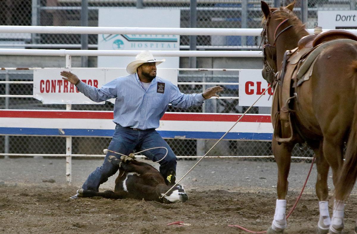 Minor Off To Hot Start In Cody Nite Rodeo Calf Roping Sports Codyenterprise Com Minor Off To Hot Start In Cody Nite Rodeo Calf Roping Sports Codyenterprise Com