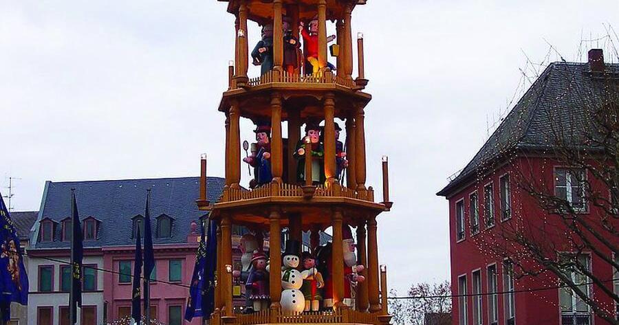 German Christmas pyramids …