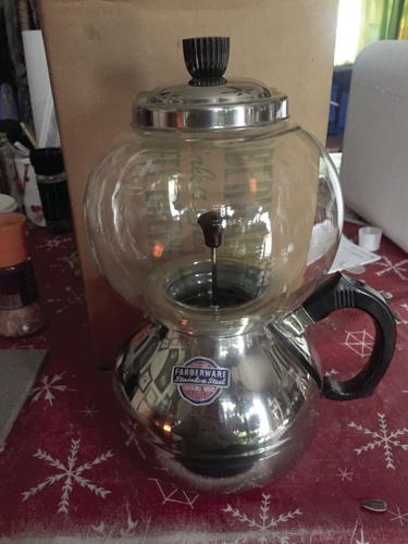 At Auction: Vintage Farberware Percolator