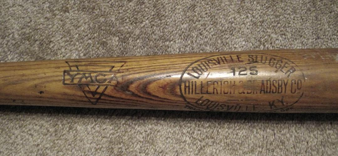 Sold at Auction: Pair Vintage Louisville Slugger Baseball Bats