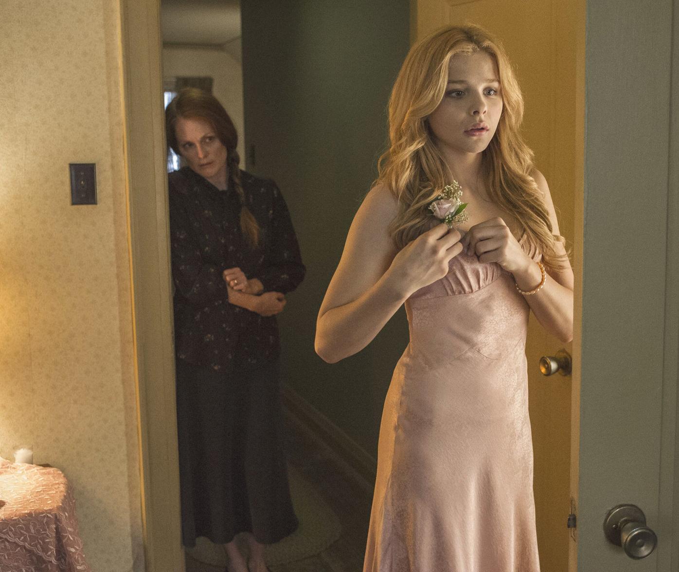 REVIEW: Remake can't solve what's wrong with 'Carrie' in first place |  Archives | coloradocommunitymedia.com, image size:1396x1176