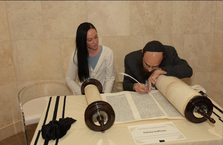 Chabad Columbus celebrates newly completed Torah scroll | Local News ...