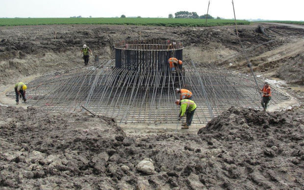 Steele Flats turbine base