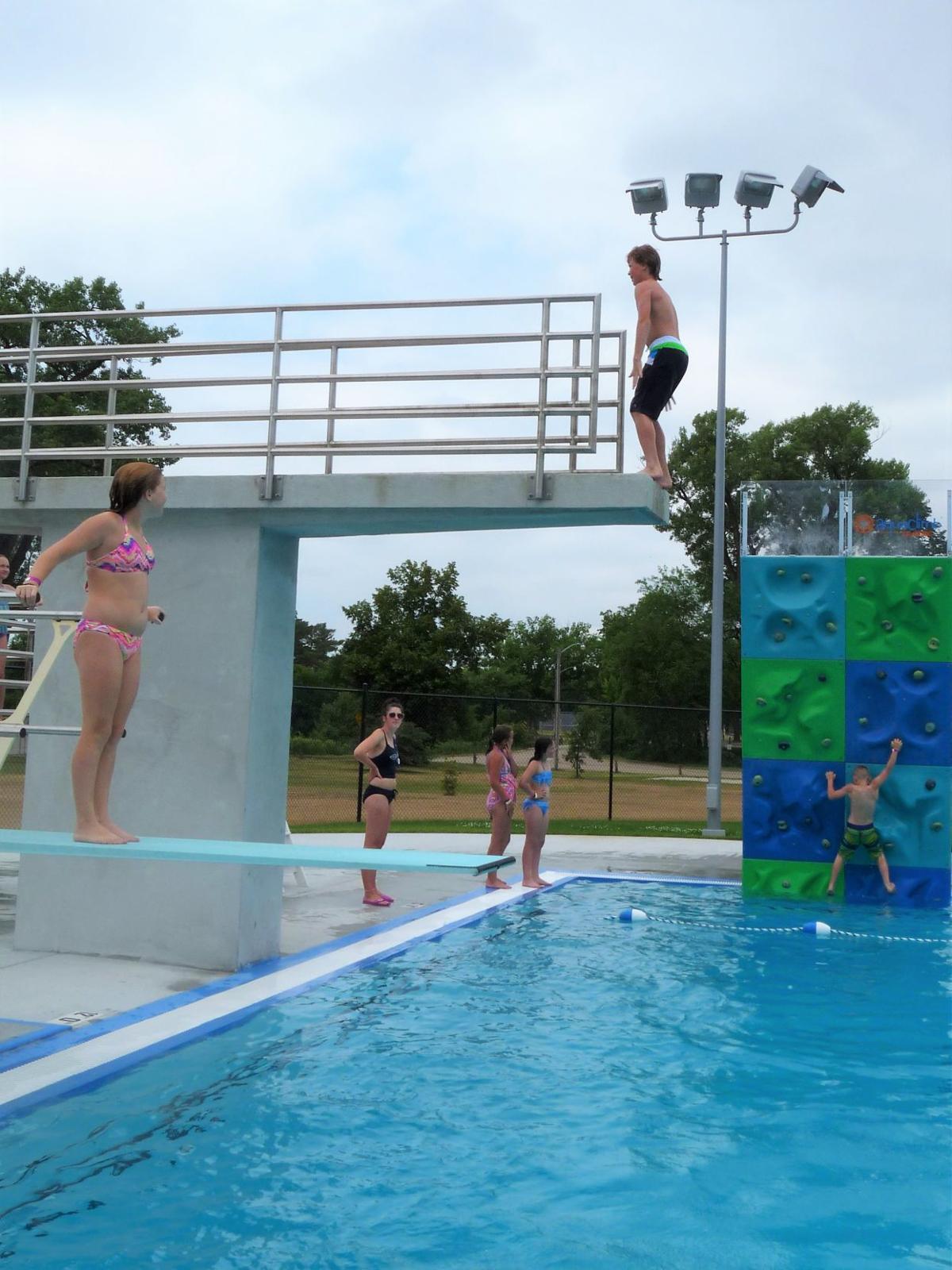 Pawnee Plunged for the season Water park closed by city council
