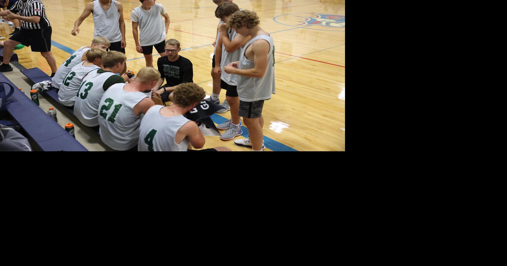 HowellsDodge boys basketball builds cohesion, chemsitry