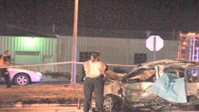 Columbus Mom Son Die In Crash Wednesday Night Local Columbustelegram Com