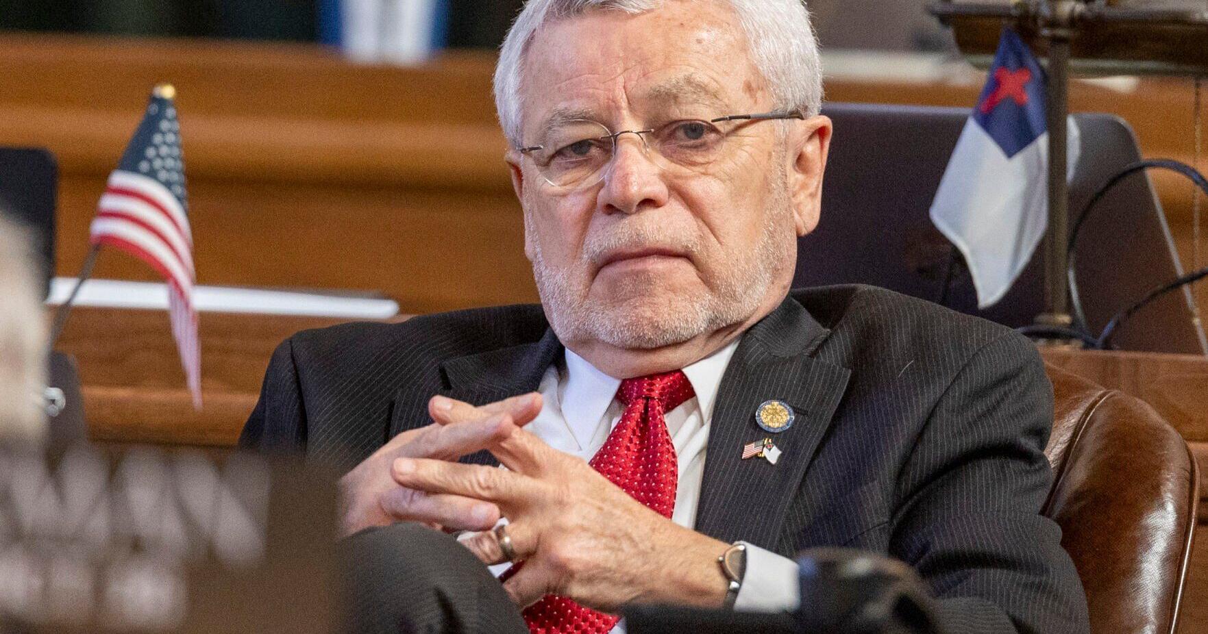 Nebraska lawmaker says reprimand example of 'cancel culture' - Vimarsana News
