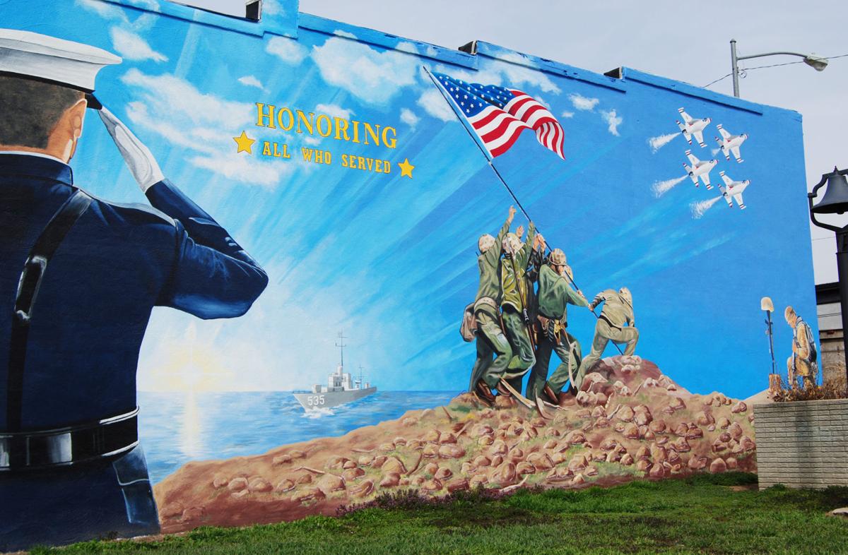 Veterans Mural Brings Lindsay Together Local Columbustelegram Com