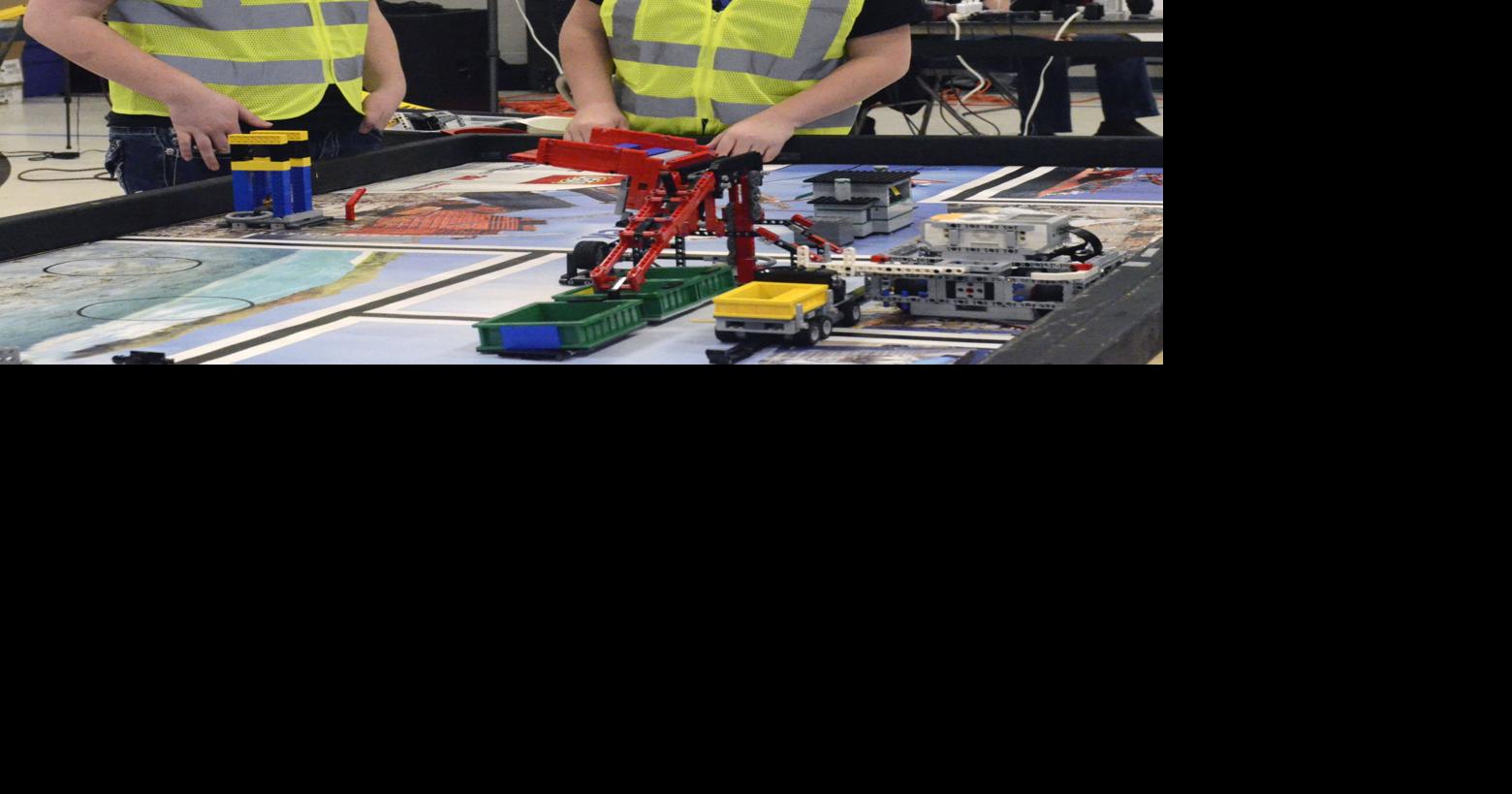 Event pairs robotics with solving real-world problems