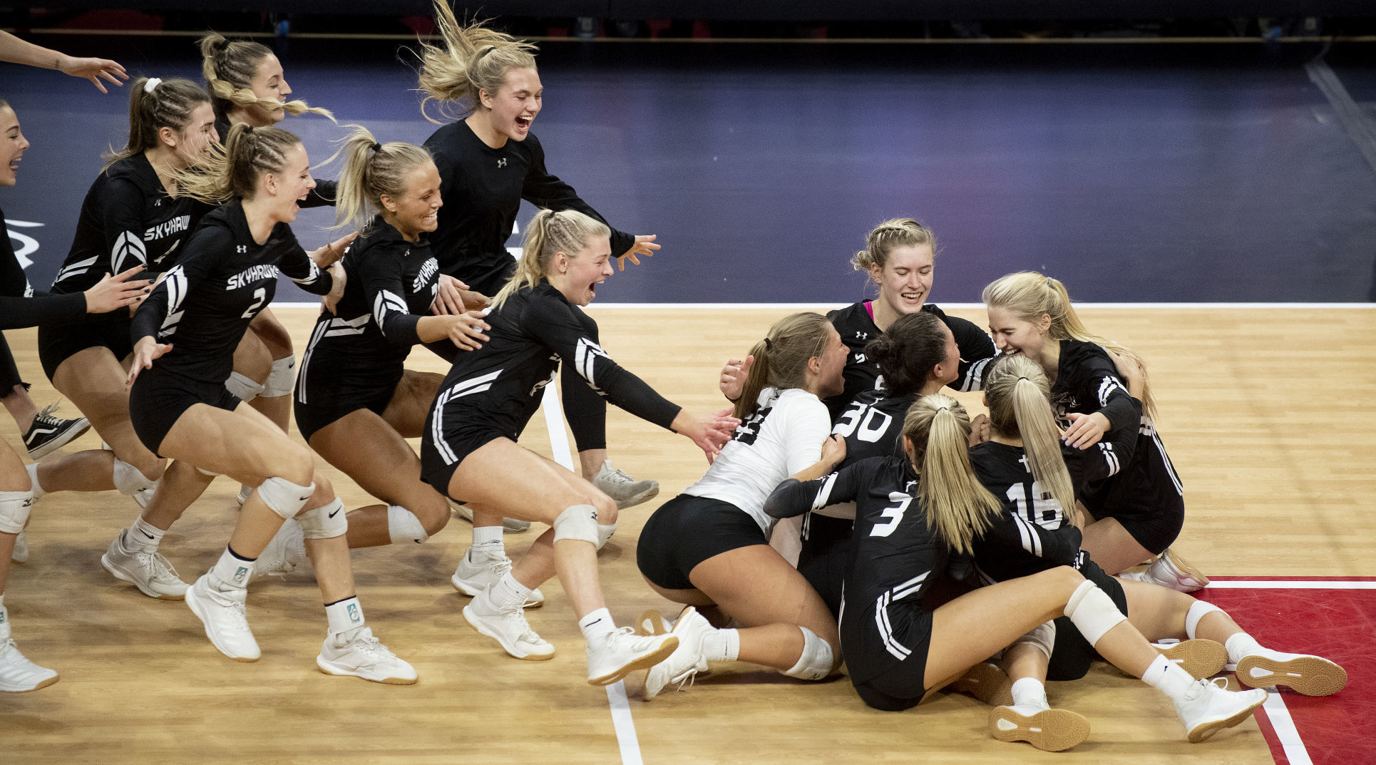 State Volleyball: Skutt Claims 5th Straight, Lincoln Lutheran Denies St ...