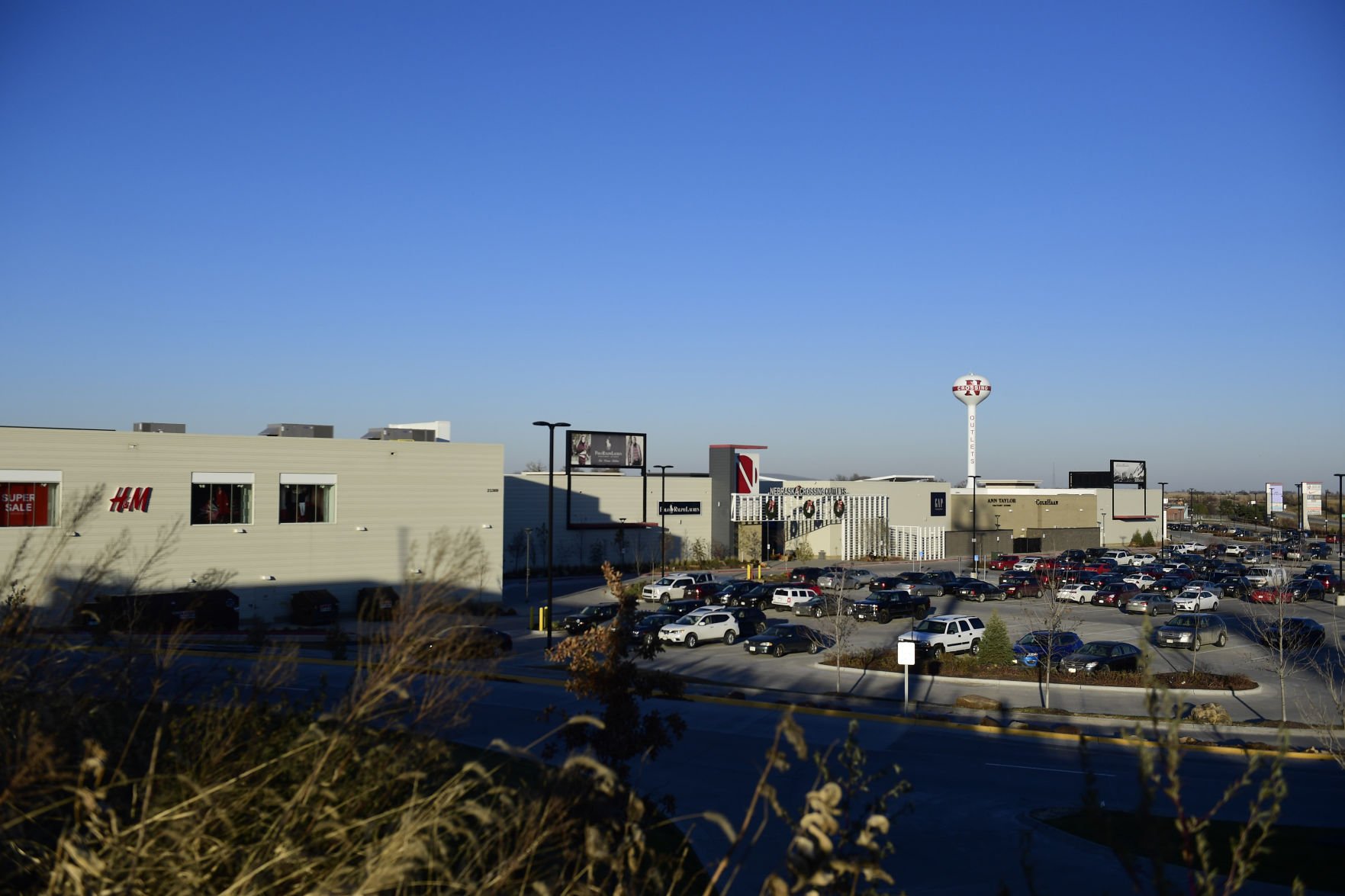 Nebraska crossing hotsell nike outlet