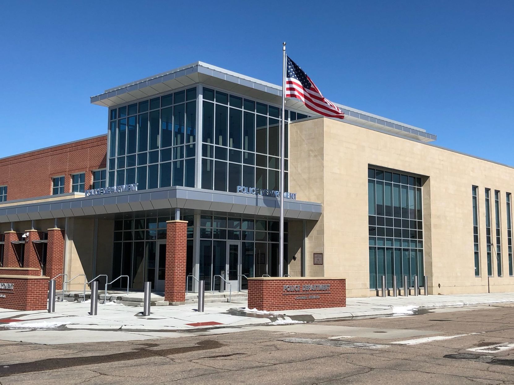 MOVING ON UP: Columbus Police Making Themselves At Home In New Facility ...