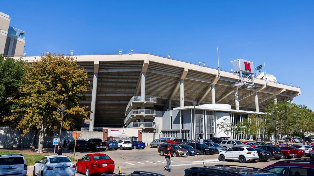 Board of Regents approves $450 million Memorial Stadium renovation